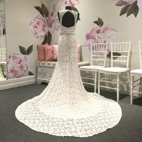 Blush by JLM Couture / Blush by Hayley Paige - Picture 6 of 8